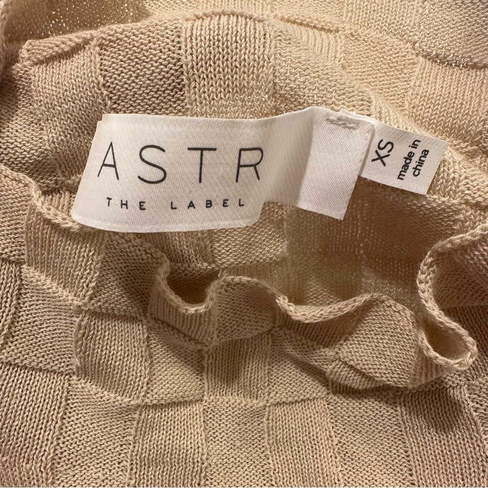 Astr Textured Crop Top - Picture 5 of 6